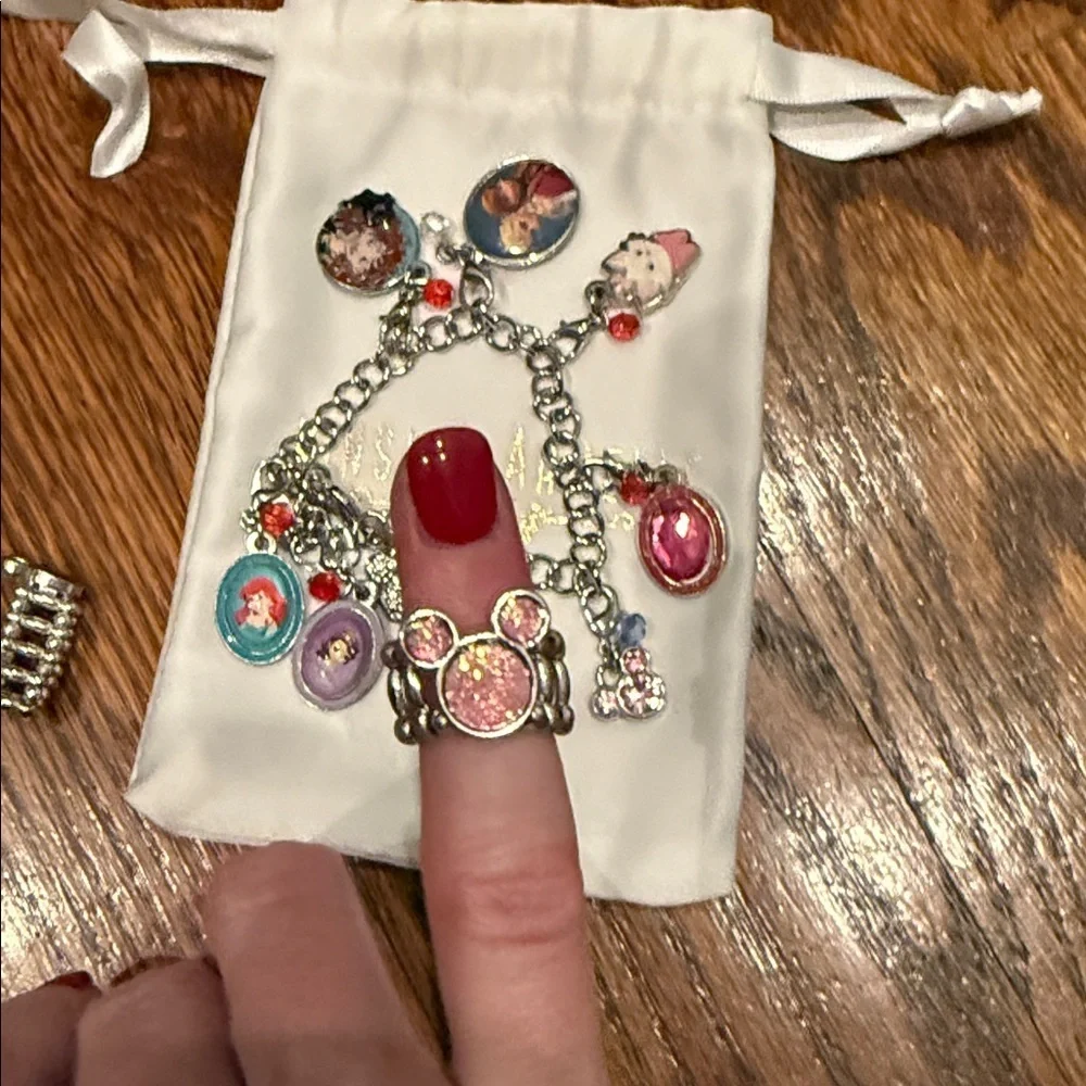 Disney charm bracelet 8” 9 removable charms + 2 Mickey rings NEW